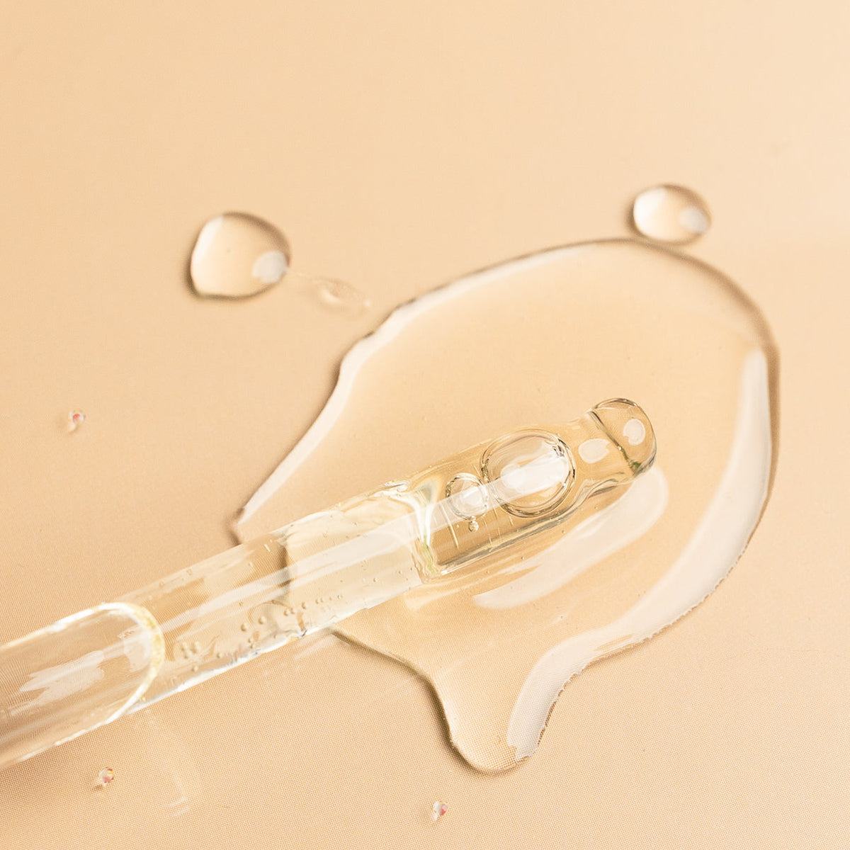 Castor Oil vs Rosemary Oil: Which Does What